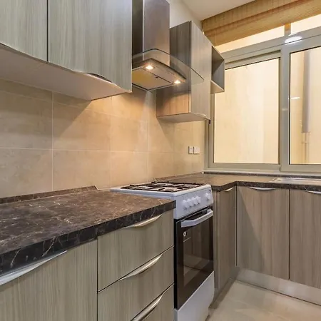 Breeze Your Seaside Getaway By Sf Homes * St Paul's Bay