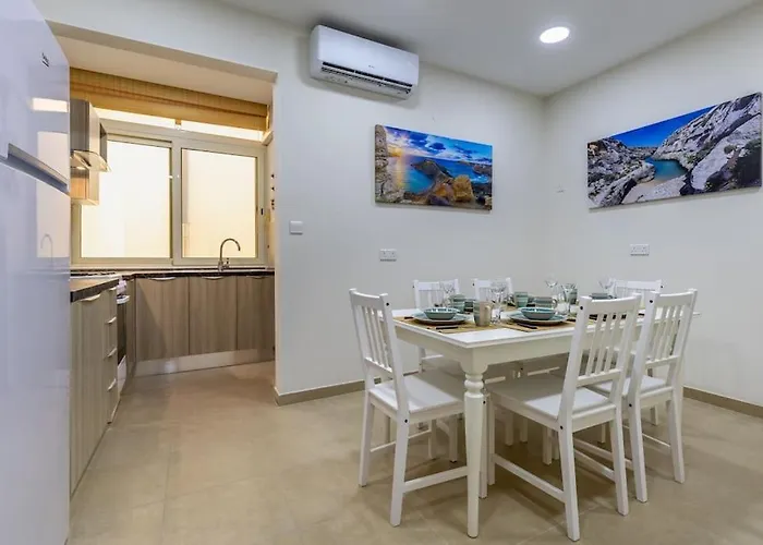 Daire New 1min Walk To Seafront St. Paul's Bay