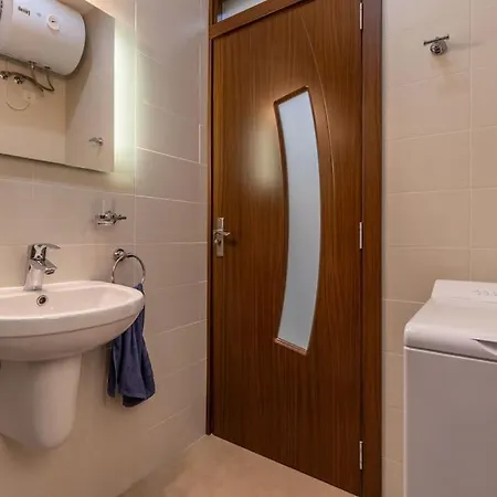 New 1min Walk To Seafront Apartment *